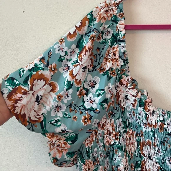 Plus Size LC Lauren Conrad Balloon Sleeve Smocked Floral Midi Dress - Picture 7 of 12